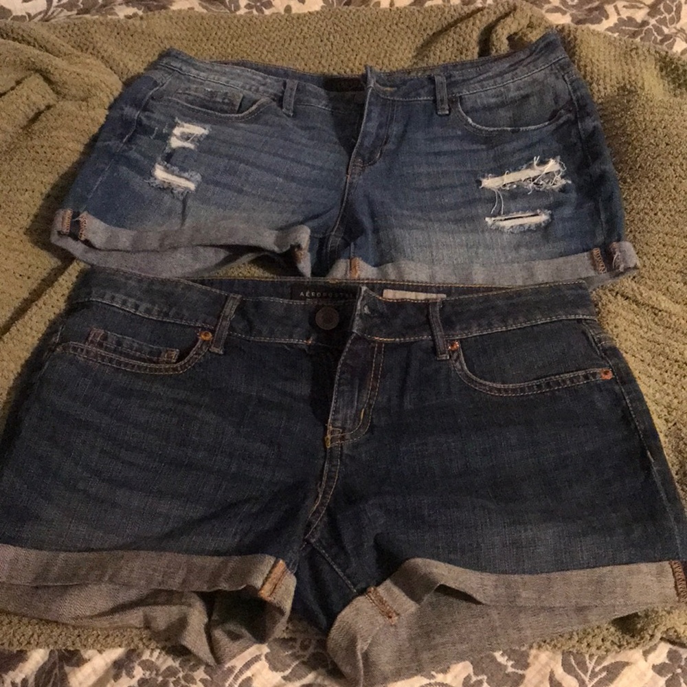 2 pairs of Aeropostale Shorts